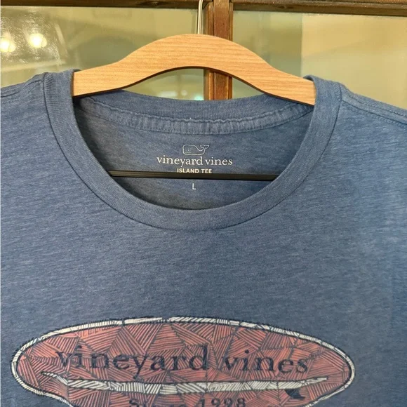 Vineyard Vines Men’s Blue Graphic T-Shirt Short Sleeve Logo Tee - Size Large - Picture 2 of 3